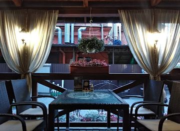 ukraine/poltava/bar/beer-house