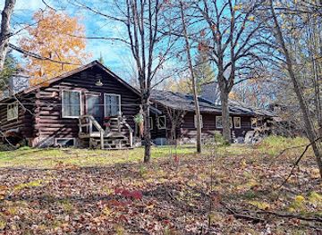 minnesota/itasca-state-park/bar/the-headwaters-inn