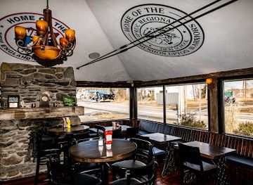 massachusetts/blackstone-valley/bar/greenhouse-wood-fired-grill
