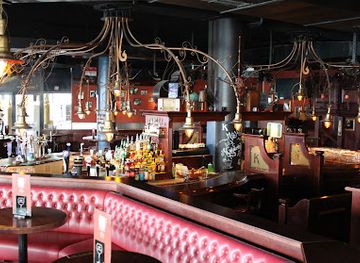 switzerland/lausanne/vidy/bar/king-size-pub