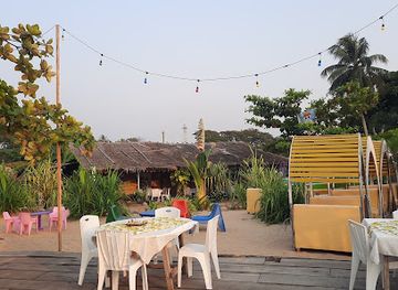 cameroon/kribi-beach/bar/idodo