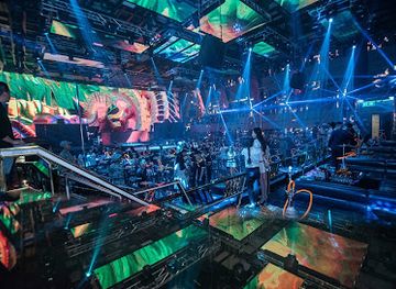 vietnam/ha-long/bar/h-club