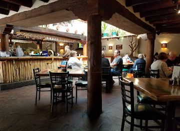 new-mexico/chaco-culture-national-historical-park/bar/the-alley-cantina