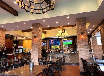 massachusetts/lowell/bar/gary-s-restaurant-and-bar