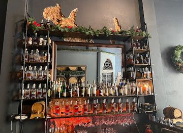 puerto-rico/puerto-rican-cordillera/bar/scryer-rum-barrelhouse-rooftop