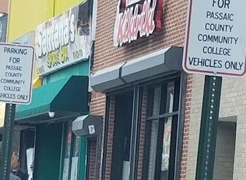 new-jersey/paterson/bar/santana-s-sports-bar