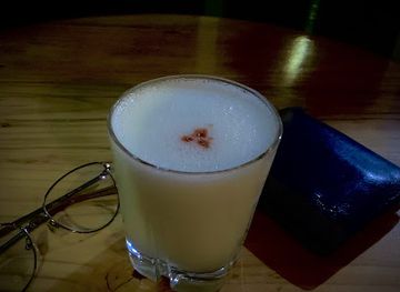 peru/moquegua/bar/willis-bar