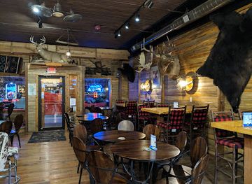 south-dakota/custer-state-park/bar/gold-pan-saloon-custer