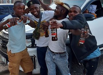 zimbabwe/eastern-highlands/bar/manyati-bar