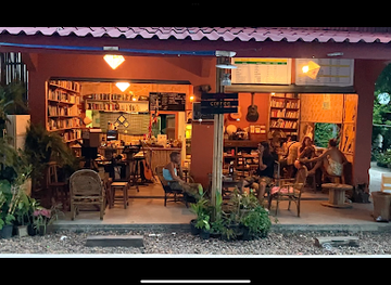 laos/si-phan-don-four-thousand-islands/bar/ousa-library-coffee-bars