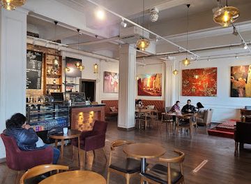 mongolia/ulaanbaatar/chingeltei-district/bar/elixir-coffee-wine-bar