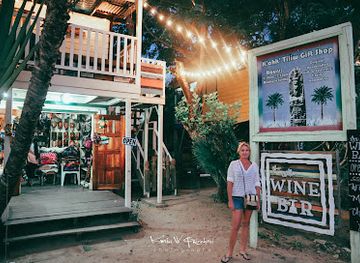belize/maya-mountains/bar/the-little-bar
