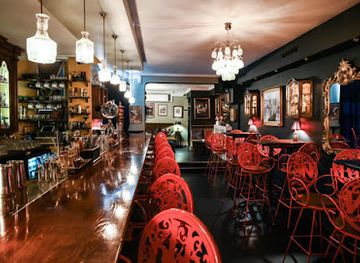 denmark/copenhagen/vesterbro/bar/curfew