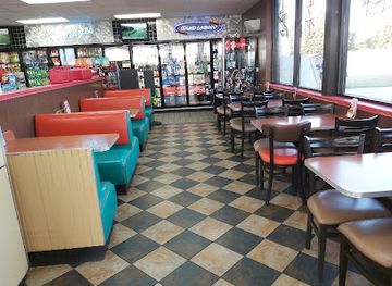 oklahoma/turner-falls-park/bar/a-w-restaurant