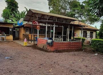 tanzania/mount-kilimanjaro/bar/makutano-bar