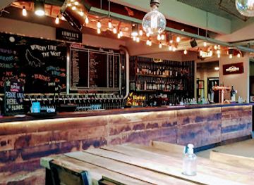 argentina/tigre/bar/lowell-s-biergarten-tigre