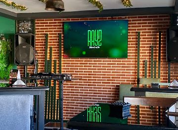 jordan/amman/rainbow-street/bar/rayz-restaurant-bar