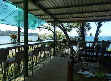 costa-rica/osa-peninsula/bar/lookout-restaurant