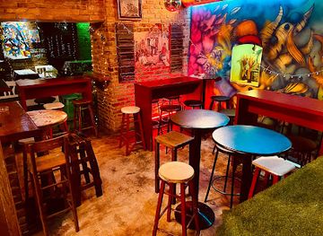 croatia/zagreb/donji-grad/bar/mojo-bar-wine-rakija-co