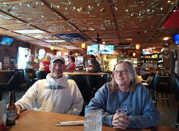 missouri/northeast-missouri/bar/oh-tommy-s-pub-grill
