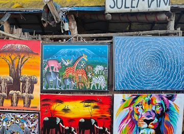 tanzania/lake-manyara-national-park/bar/mto-wambu-town