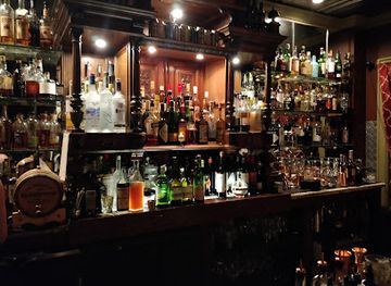washington/seattle/queen-anne/bar/the-tin-lizzie-lounge