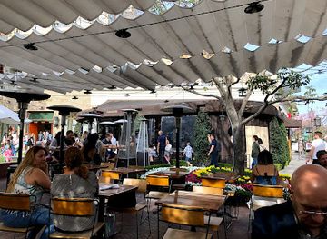 california/glendale/bar/ombra-wine-bar-and-craft-cocktails