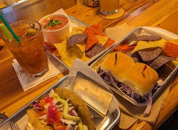 vermont/woodstock/bar/ottauquechee-yacht-club