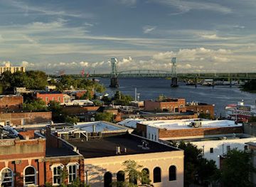 north-carolina/cape-fear-coast/bar/rooftop-bar-n-front-theatre