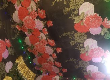 comoros/mount-karthala/bar/restaurant-papa-sidonie