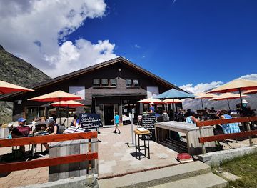 switzerland/saas-fee/bar/spielboden-by-the-capra