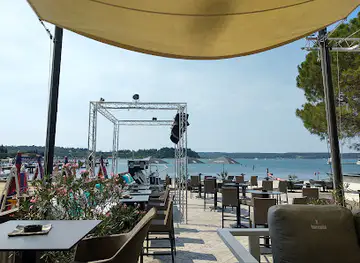 Nota Bar