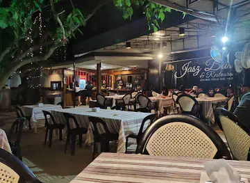 Jasz Bar & Restaurant