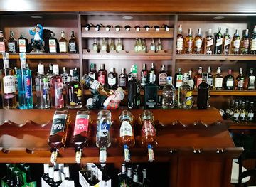 ecuador/highland-valleys/bar/bar-calle-8-cha-escha