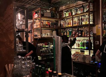 spain/ronda/bar/drinks-co