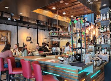 texas/the-woodlands/bar/fielding-s-wood-grill