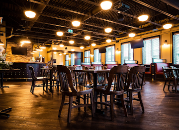 canada/halifax/north-end-halifax/bar/lion-s-head-tavern