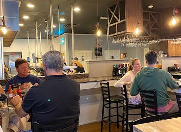 delaware/fenwick-island-state-park/bar/jr-s-seafood-shack