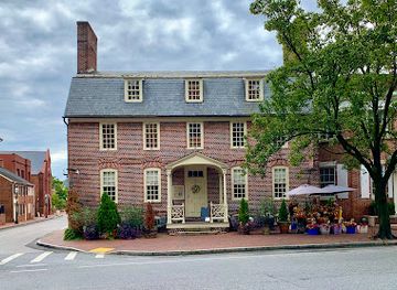 maryland/sandy-point-state-park/bar/reynolds-tavern-and-1747-pub