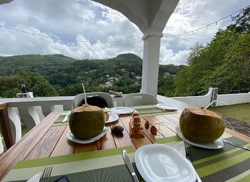 seychelles/anse-royale/bar/perry-s-grillz