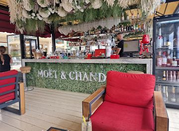 bulgaria/albena/bar/mistral-cafe