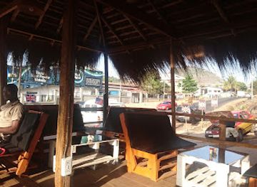 sierra-leone/freetown/bar/london-cafe