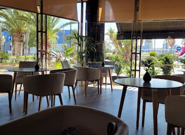 spain/alicante/playa-del-postiguet/bar/bribone-bar