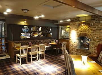 united-kingdom/leeds/roundhay/bar/the-roundhay-fox