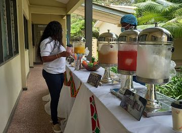 ghana/kakum-national-park/bar/kalaps-natural-fruits-drink