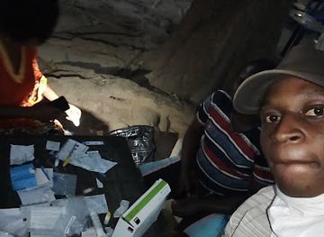 nigeria/mambilla-plateau/bar/aso-b-under-big-mango-tree-near-biggish-hotel