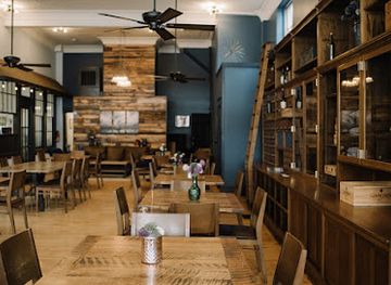 virginia/shenandoah-national-park/bar/the-valley-cork