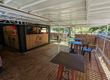 mauritius/blue-bay/bar/esco-burger