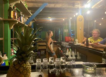belize/the-cayes/bar/the-dock-cafe-and-bar