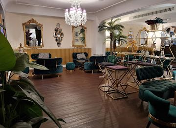 italy/pompeii/bar/richness